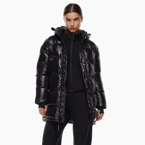 Aritzia Shiny Black Puffer Coat